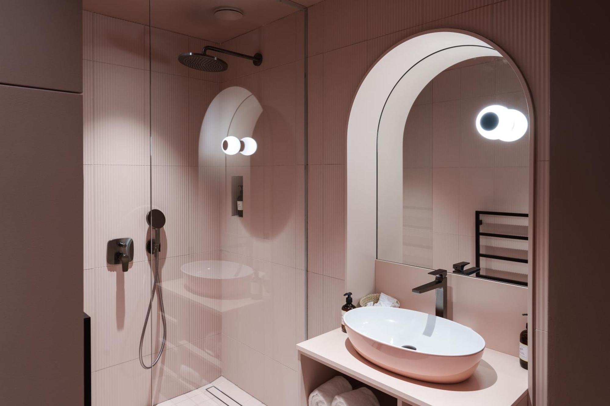 Hotel Bienheureux *